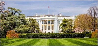 &Agrave; quel pays est associ&eacute; l'avion pr&eacute;sidentiel Air Force One ?