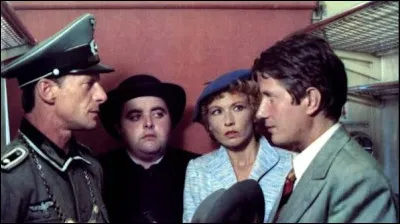 Ce film r&eacute;alis&eacute; par Claude Lelouch, avec Jacques Dutronc, Marl&egrave;ne Jobert, Jacques Villeret et Bruno Cremer, qui se d&eacute;roule dans la France des ann&eacute;es 30 puis sous l'occupation, c'est ...