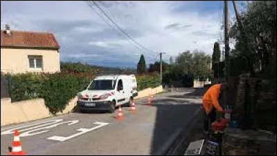 Nous sommes maintenant &agrave; C&eacute;las. Hameau Gardois, d&eacute;pendant de la commune de Mons, il se situe en r&eacute;gion ...