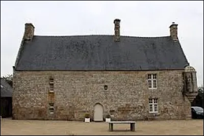 Je vous emm&egrave;ne dans le Tr&eacute;gor, &agrave; Plouaret. Ville de l'arrindissement de Lannion, elle se situe dans le d&eacute;partement ...