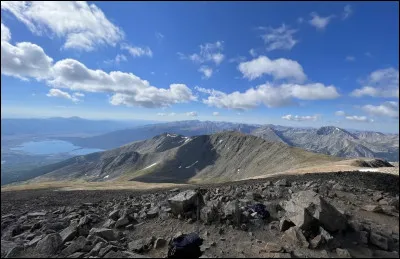 ''Le mont Elbert'' se situe dans quelles montagnes dans l'&Eacute;tat du Colorado ?