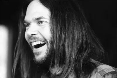 Qui est ce chanteur canado-am&eacute;ricain, dont l'un des albums s'intitule ''Colorado'' ?
