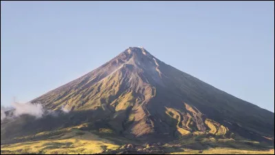 Quel pays poss&egrave;de le plus grand nombre de volcans actifs au monde ?
