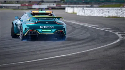 Le Safety Car peut &ecirc;tre d&eacute;ploy&eacute; m&ecirc;me lorsqu'il ne pleut pas.