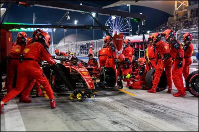 Une &eacute;curie de F1 engage trois pilotes titulaires.