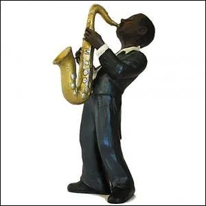 Le mot ' saxophone ' vient de son inventeur. .