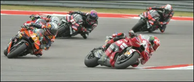 Les courses Sprint existent en MotoGP depuis les ann&eacute;es 1990.