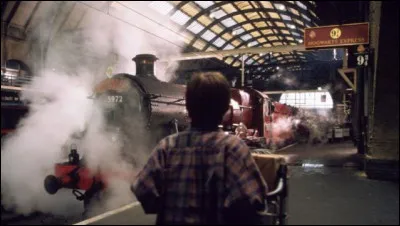 Quel est le nom de la gare dans la saga ''Harry Potter' ?