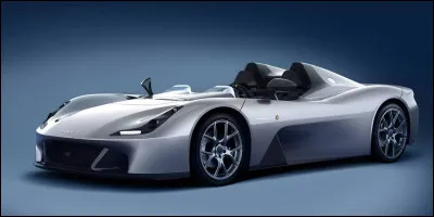 Connue pour produire des ch&acirc;ssis de voitures de course, cette entreprise italienne franchit le cap dans les ann&eacute;es 2010 et produit une sportive &agrave; la carrosserie modulable. Parmi ces propositions, laquelle peut &ecirc;tre configur&eacute;e en barquette, en targa ou encore en coup&eacute; ?