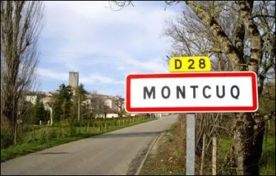 Dans quel pays se trouve la commune fran&ccedil;aise de Montcuq ?