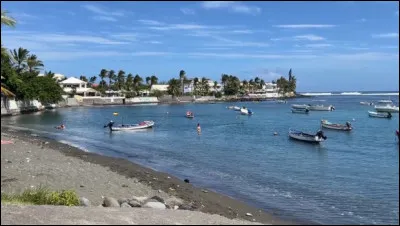 ''L'&Eacute;tang-Sal&eacute;'' est une commune de quelle &icirc;le fran&ccedil;aise ?