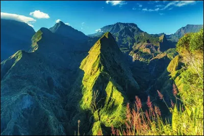 La R&eacute;union se trouve dans l'oc&eacute;an Indien.
