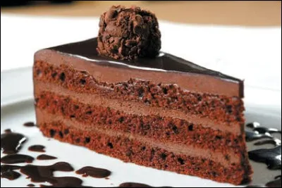 Il reste une part de g&acirc;teau &agrave; la cantine, mais vous &ecirc;tes deux &agrave; la vouloir (tu es arriv&eacute; avant). Qu&rsquo;est-ce que tu fais ?