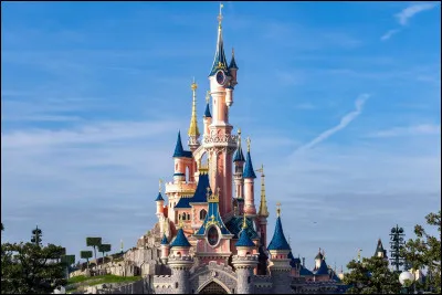 [Facile] En quelle ann&eacute;e Disneyland Paris a ouvert ses portes ?