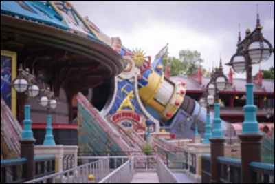 &Agrave; quelle attraction appartient cette file d'attente ?