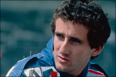 Alain Prost a remport&eacute; exactement 51 Grands Prix.