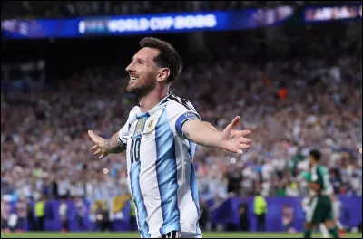 Parmi ces propositions, laquelle correspond &agrave; un triste record de Lionel Messi ?