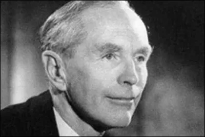 Il succ&egrave;de au pr&eacute;c&eacute;dent, d&eacute;missionnaire, mais avec la d&eacute;faite du parti conservateur aux &eacute;lections de 1964, il ne reste que douze mois premier ministre :