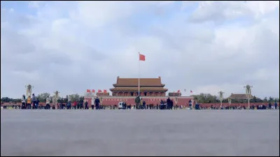 Qu'a fait un &eacute;tudiant sur la place ''Tiananmen'' &agrave; P&eacute;kin en 1989 ?