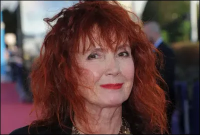 Qui est cette actrice qui joue le premier r&ocirc;le f&eacute;minin dans le film ''La Place d'une autre'' ?