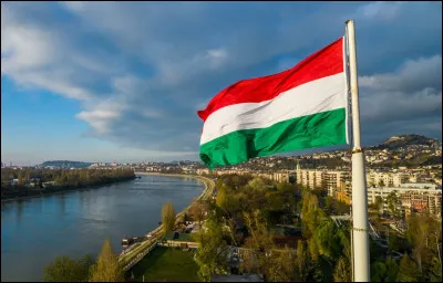 Lequel de ces pays d'Europe est enclav&eacute; ?