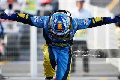 Fernando Alonso est le plus jeune double champion du monde de l'histoire de la F1.