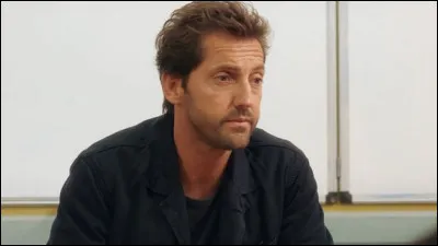 Qui est cet acteur qui joue dans la pi&egrave;ce de th&eacute;&acirc;tre ''Joyeux Chagrins'' ?