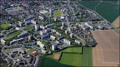 Ville de 15 000 habitants situ&eacute;e dans la banlieue sud de Lille :