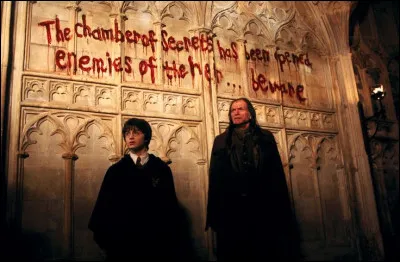 Dans le deuxi&egrave;me film, qui est responsable de l&rsquo;ouverture de la Chambre des secrets ?