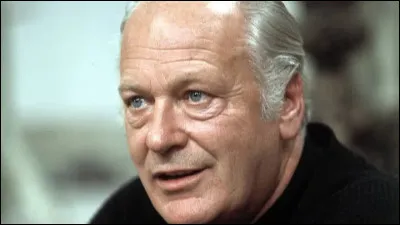 Qui est cet acteur allemand qui joue le premier r&ocirc;le dans le film ''Le Joueur d'&eacute;checs'' de 1960 ?