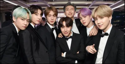 Les army sont le fandom de BTS.
