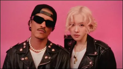 Comment s'appelle la chanson de Bruno Mars et Ros&eacute; ?