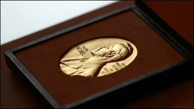 Quelle fut la premi&egrave;re femme &agrave; remporter un prix Nobel ?