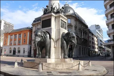 Quelle ville est la pr&eacute;fecture de ce d&eacute;partement ?