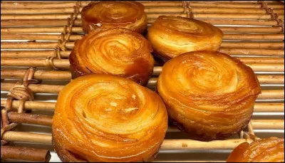 Quel est le nom de cette sp&eacute;cialit&eacute; sucr&eacute; &agrave; base de beurre et de sucre ?