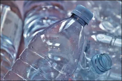 Je suis une mati&egrave;re utilis&eacute;e avant le plastique, je suis...