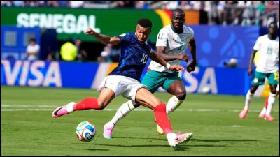 Quel pays est le premier adversaire des Bleus, le 16 juin, contre lequel la France gagne 3-1 ?