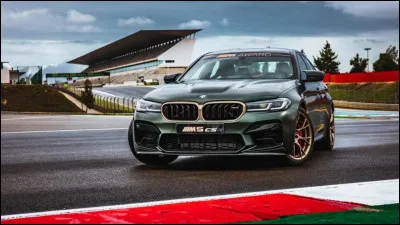 La BMW Award r&eacute;compense le pilote ayant &eacute;t&eacute; le plus r&eacute;gulier en qualifications.
