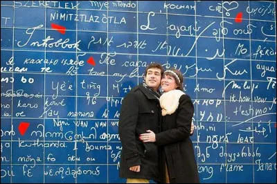 Quel est ce mur devenu rendez-vous des amoureux &agrave; Paris ?