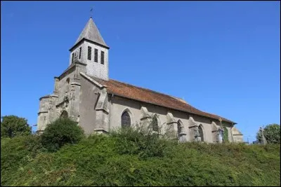 Vous avez sur cette image l'&eacute;glise Saint-Evence, &agrave; &Egrave;vres. Village Meusien, il se situe en r&eacute;gion ...