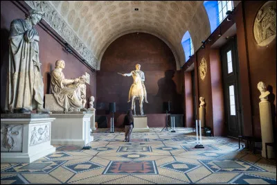 Tu aimes les mus&eacute;es.