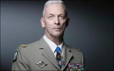 Qui est ce g&eacute;n&eacute;ral nomm&eacute; chef des arm&eacute;es de 2017 &agrave; 2021 ?