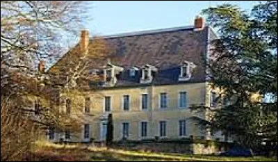 Maintenant, je vous emm&egrave;ne au ch&acirc;teau de Fallon. Village de Bourgogne-Franche-Comt&eacute;, dans l'arrondissement de Lure, il se situe dans le d&eacute;partement ...