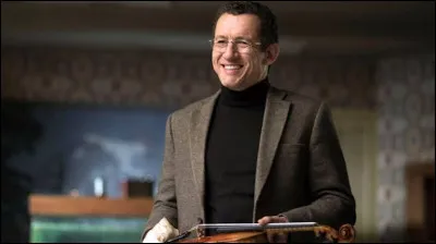 De quel instrument de musique Dany Boon joue-t-il dans le film "Radin" ?