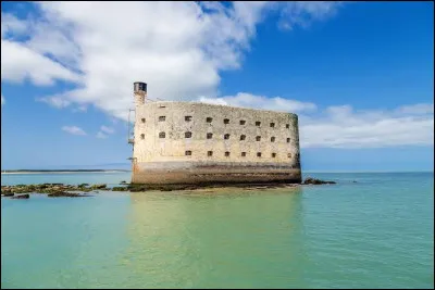 Jean-Pierre Castaldi a-t-il d&eacute;j&agrave; pr&eacute;sent&eacute; "Fort Boyard" ?