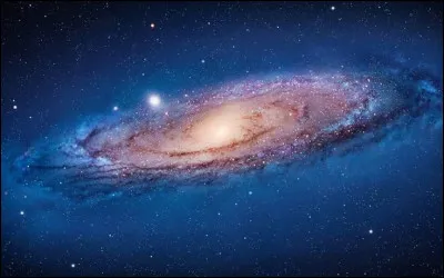 Le nom de la galaxie Androm&egrave;de provient d'un personnage de la mythologie grecque. Pourquoi cette galaxie est-elle particuli&egrave;rement connue des astronomes ?