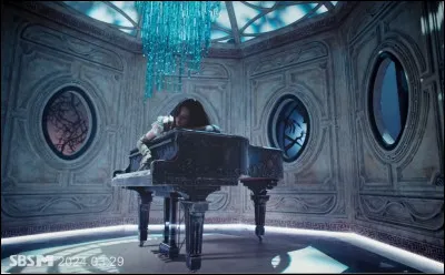 Trouve le nom du MV :