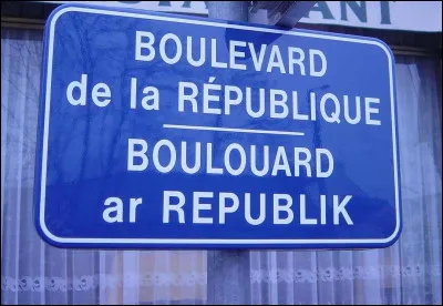 Dans quelle r&eacute;gion historique est traditionnellement parl&eacute;e la langue bretonne ?