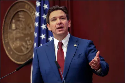 Ron DeSantis est :