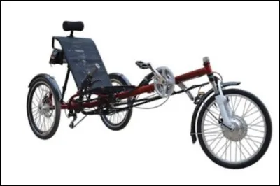 Quel est le nom de ce tricycle couch&eacute; avec 2 roues &agrave; l'arri&egrave;re et une roue directrice &agrave; l'avant ?